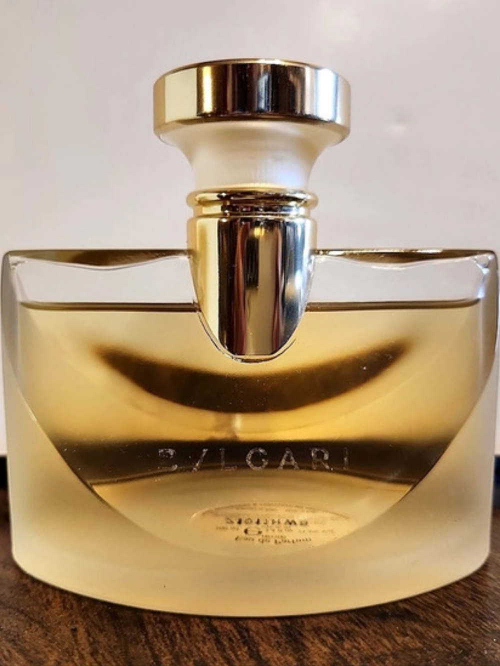 Bvlgari Pour Femme Fragrance Bottle in Gold NWT